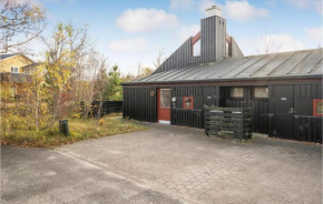 2 Bedroom Lovely Home In Grenaa in Grenå
